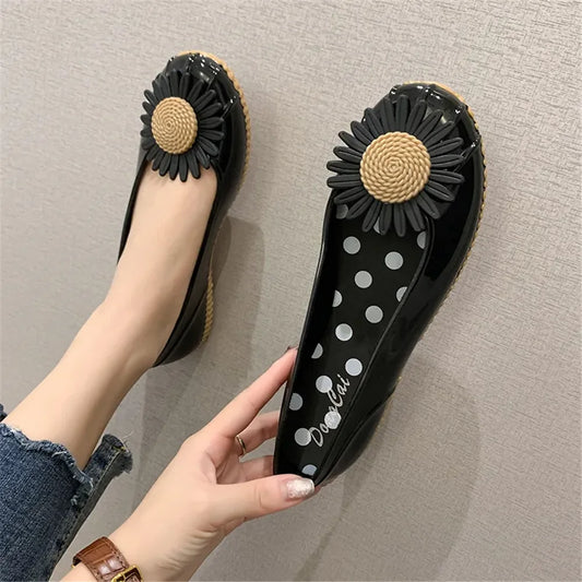 ✨ Women's Bow Tie Comfort Loafers – Anti-Skid Round Toe Slip-On Flats 🔷 أحذية نسائية مريحة بدون كعب – تصميم سهل اللبس مع فيونكة، نعل مطاطي مانع للانزلاق