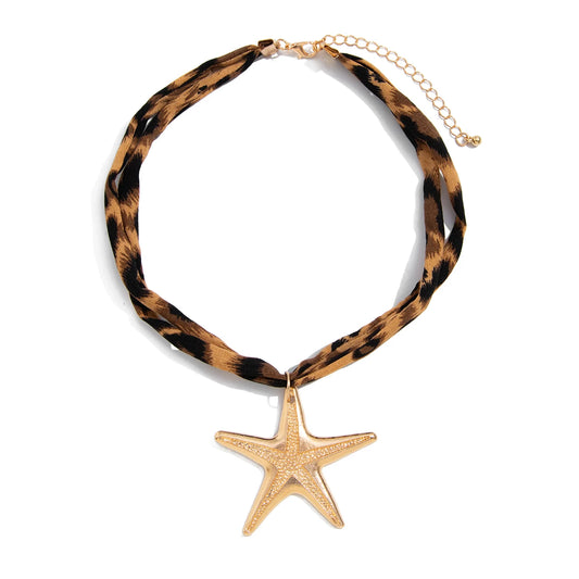 Ingemark 7-Layer Velvet & Metal Pendant Necklace – Ethnic Conch, Starfish & Heart Charms for Women 2025 | عقد نسائي متعدد الطبقات من إنجمارك – مخمل وميداليات معدنية عرقية بتصاميم صَدَفة وقلب ونجم البحر لصيف 2025