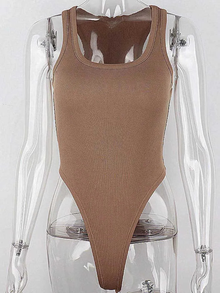 🔥 Women’s Sexy Knit Bodysuit 👙 – Sleeveless Off-Shoulder Halter Top for Summer Streetwear & Club | بوديسوت نسائي صيفي ضيق بدون أكمام – تصميم أكتاف مكشوفة وهالتر لإطلالة جريئة وعصرية