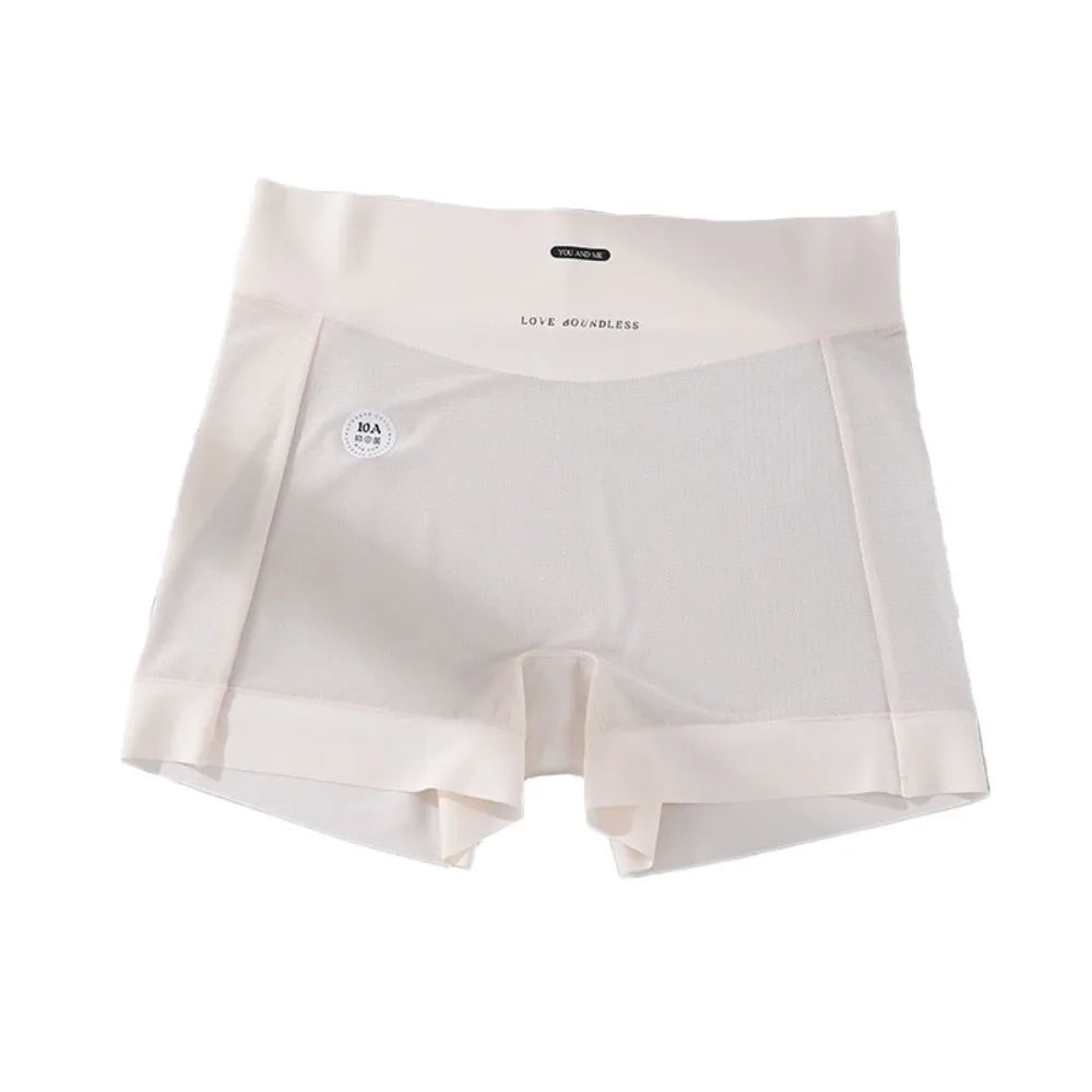 Women’s Thin Ice Silk Panties – Simple Large Size Briefs with Cotton Crotch & Anti-Glare Design | شورت نسائي بسيط من الآيس سيلك – ببطانة قطنية ومقاسات كبيرة