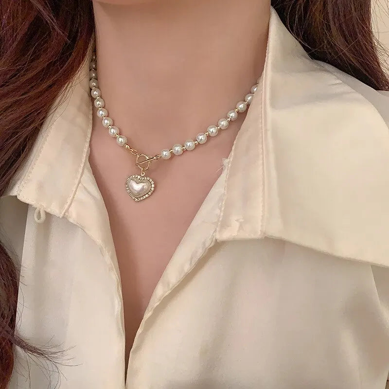 ✨ Elegant Pearl Heart Pendant Necklace – Korean Style Luxury Chain 🔷 عقد أنيق بلؤلؤ صناعي مع تعليقة قلب – تصميم فاخر كوري للنساء والبنات