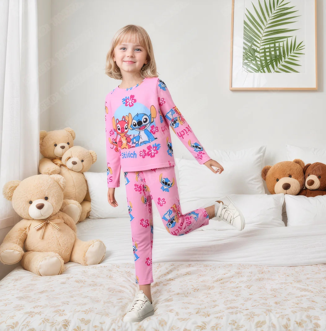 🧸 Kids Stitch Pajama Set – 2-Piece Cute Sleepwear for Boys & Girls | بيجاما أطفال قطعتين برسمة Stitch – مريحة ولطيفة للبنات والأولاد