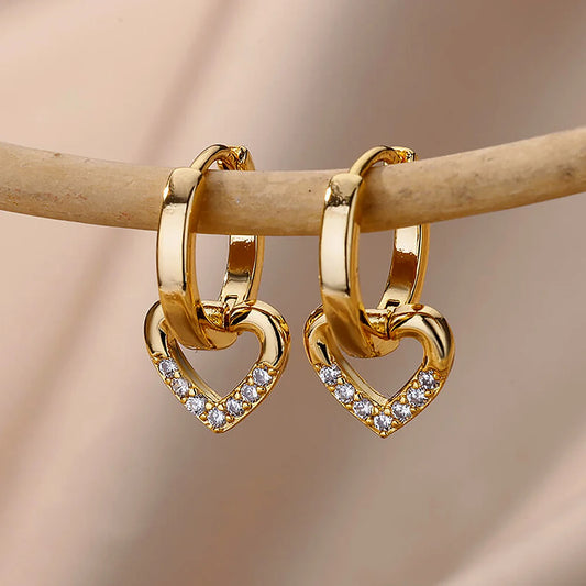✨ Hollow Zircon Heart Earrings – Gold Stainless Steel Wedding Jewelry 🔷 أقراط قلب مجوفة مرصعة بالزركون – ستانلس ستيل ذهبي فاخر للنساء والمناسبات