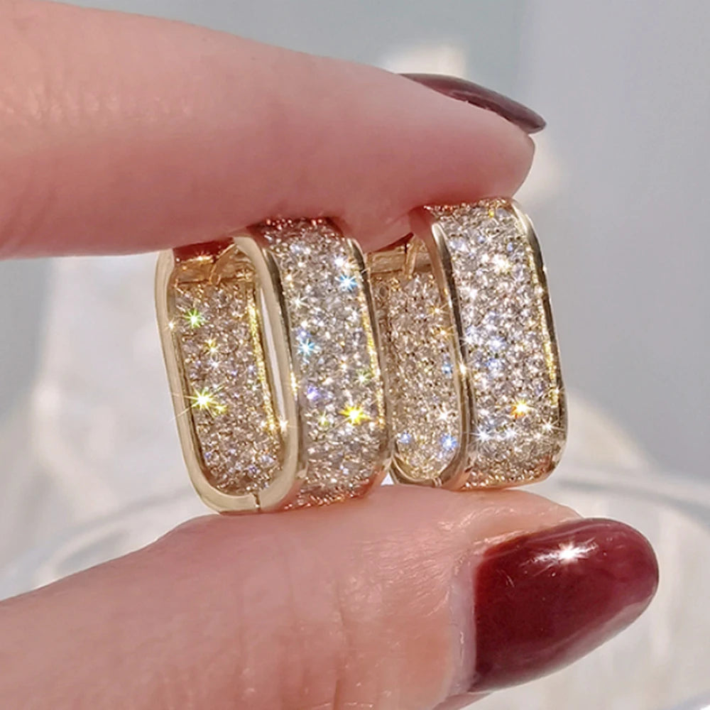 ✨ Huitan Korean CZ Paved Hoop Earrings – Gold/Silver Simple Fashion Jewelry 🔷 أقراط هويتان الكورية بحلقات مرصعة بالزركون – بلون ذهبي أو فضي، تصميم بسيط وأنيق