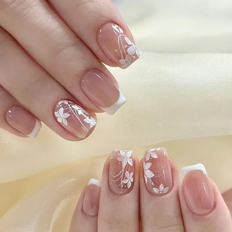 24pcs Sweet Detachable False Nails with Bowknots & Pearls – أظافر صناعية فاخرة قابلة للفك مزينة بفيونكات ولؤلؤ