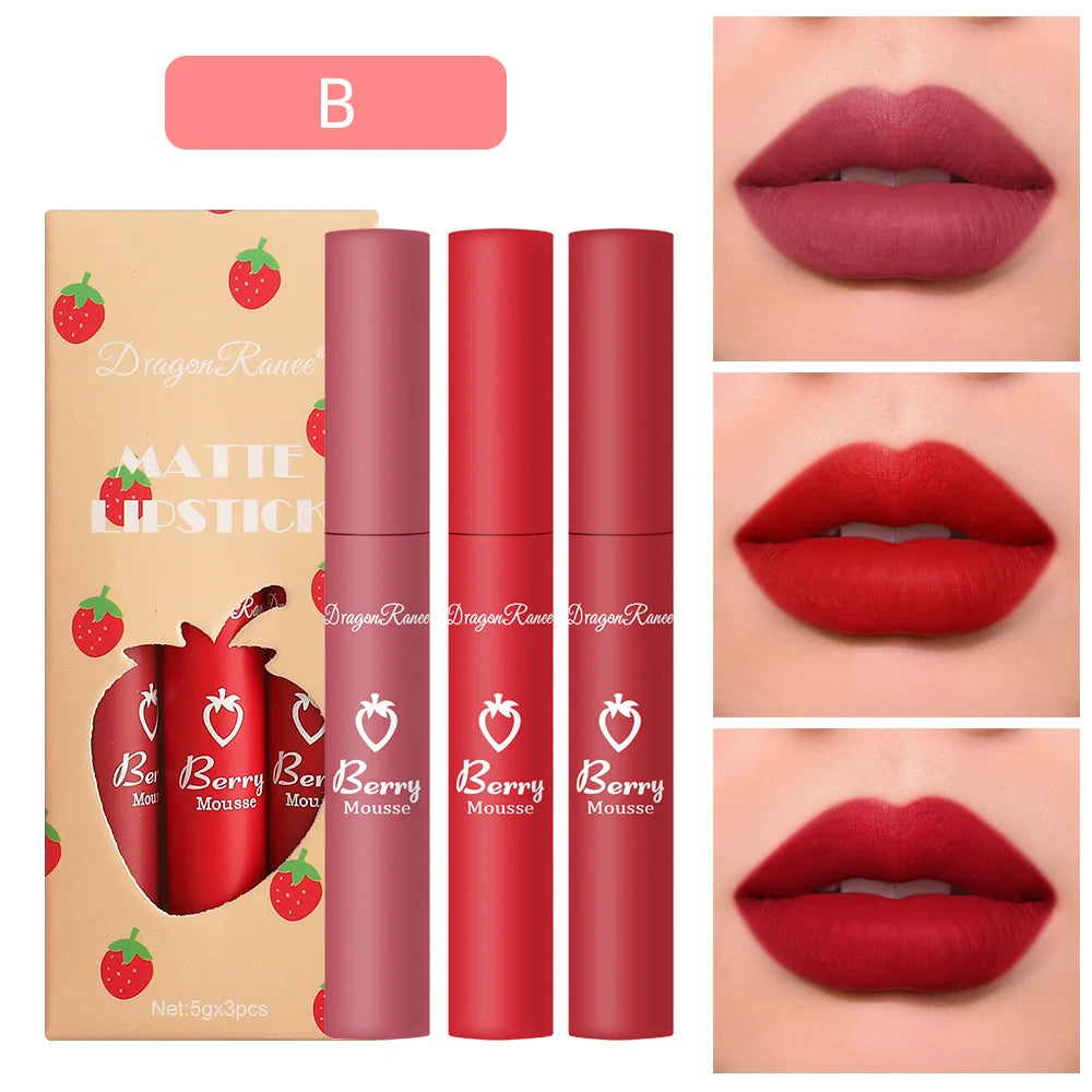 3-Piece Strawberry Velvet Matte Lip Glaze Set – Non-Stick Cup Liquid Lipstick | طقم 3 قطع من ملمع شفاه مخملي بطعم الفراولة – روج سائل مطفي لا يلطخ الكوب