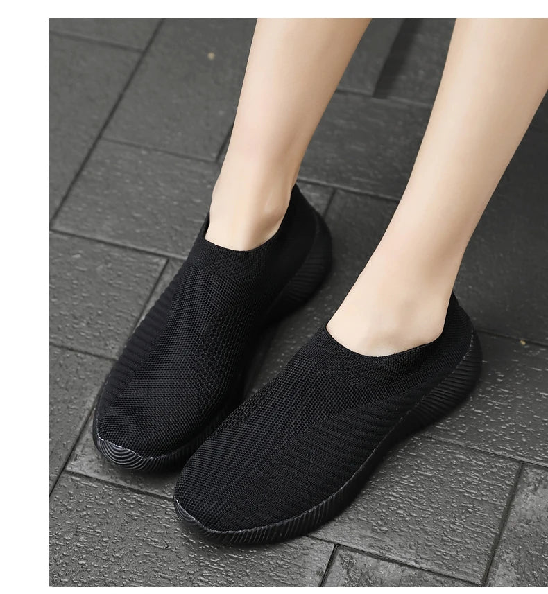 Women’s Vulcanized Slip-On Sneakers – High Quality Loafers, Plus Sizes Available | حذاء نسائي فلكنايزد بدون رباط – لوفزر أنيقة عالية الجودة، مقاسات كبيرة متوفرة