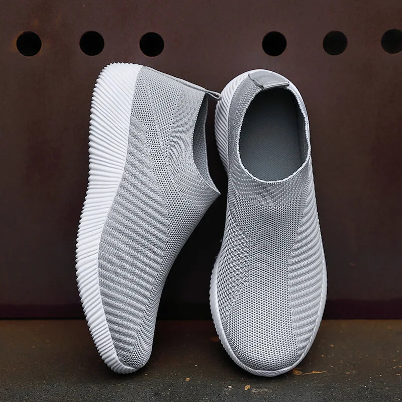 Women’s Vulcanized Slip-On Sneakers – High Quality Loafers, Plus Sizes Available | حذاء نسائي فلكنايزد بدون رباط – لوفزر أنيقة عالية الجودة، مقاسات كبيرة متوفرة