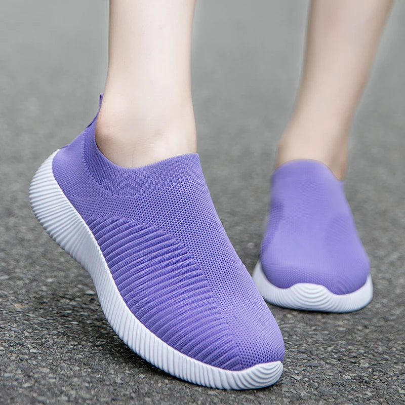 Women’s Vulcanized Slip-On Sneakers – High Quality Loafers, Plus Sizes Available | حذاء نسائي فلكنايزد بدون رباط – لوفزر أنيقة عالية الجودة، مقاسات كبيرة متوفرة