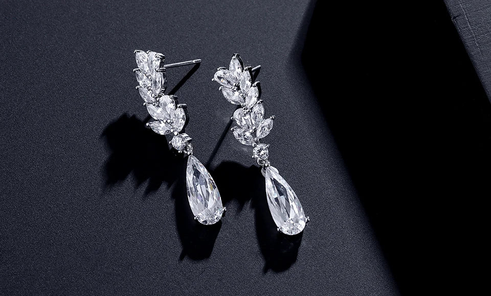 ZAKOL White Zircon Leaf Dangle Earrings for Women Shinny Water Drop Crystal Flower Pendant Earring Bridal Wedding Jewelry