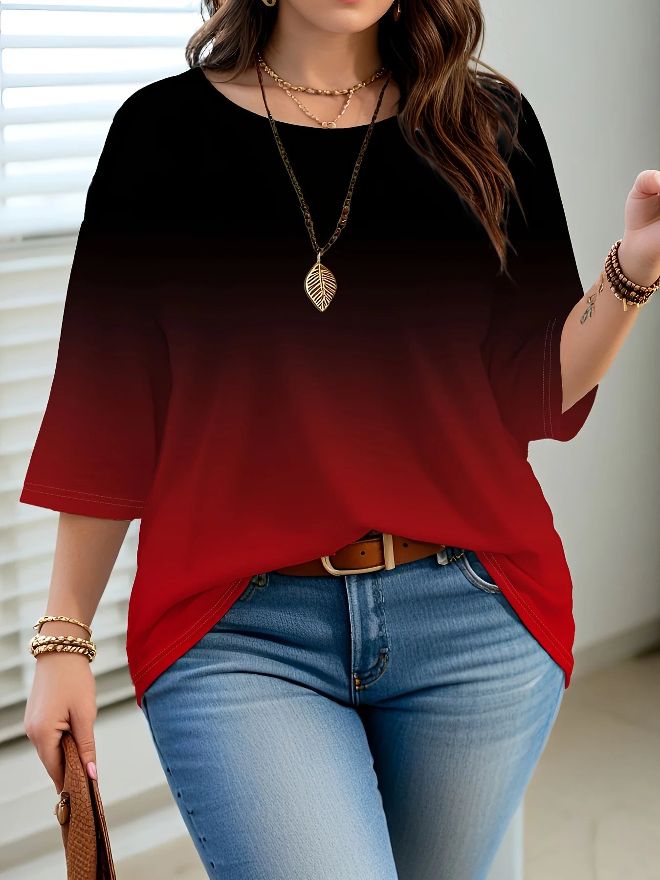 Plus Size Gradient Color T-Shirt – Casual Elegant Top