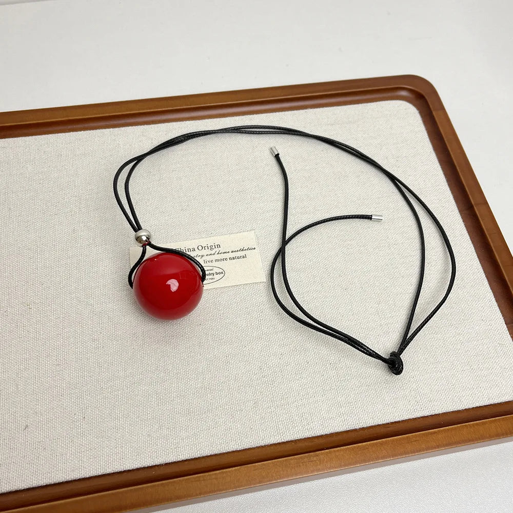 LATS Red Heart Pendant Necklace Vintage 80s Aesthetic Love Inspired Choker New Fashion Romantic Heart Necklace for Women