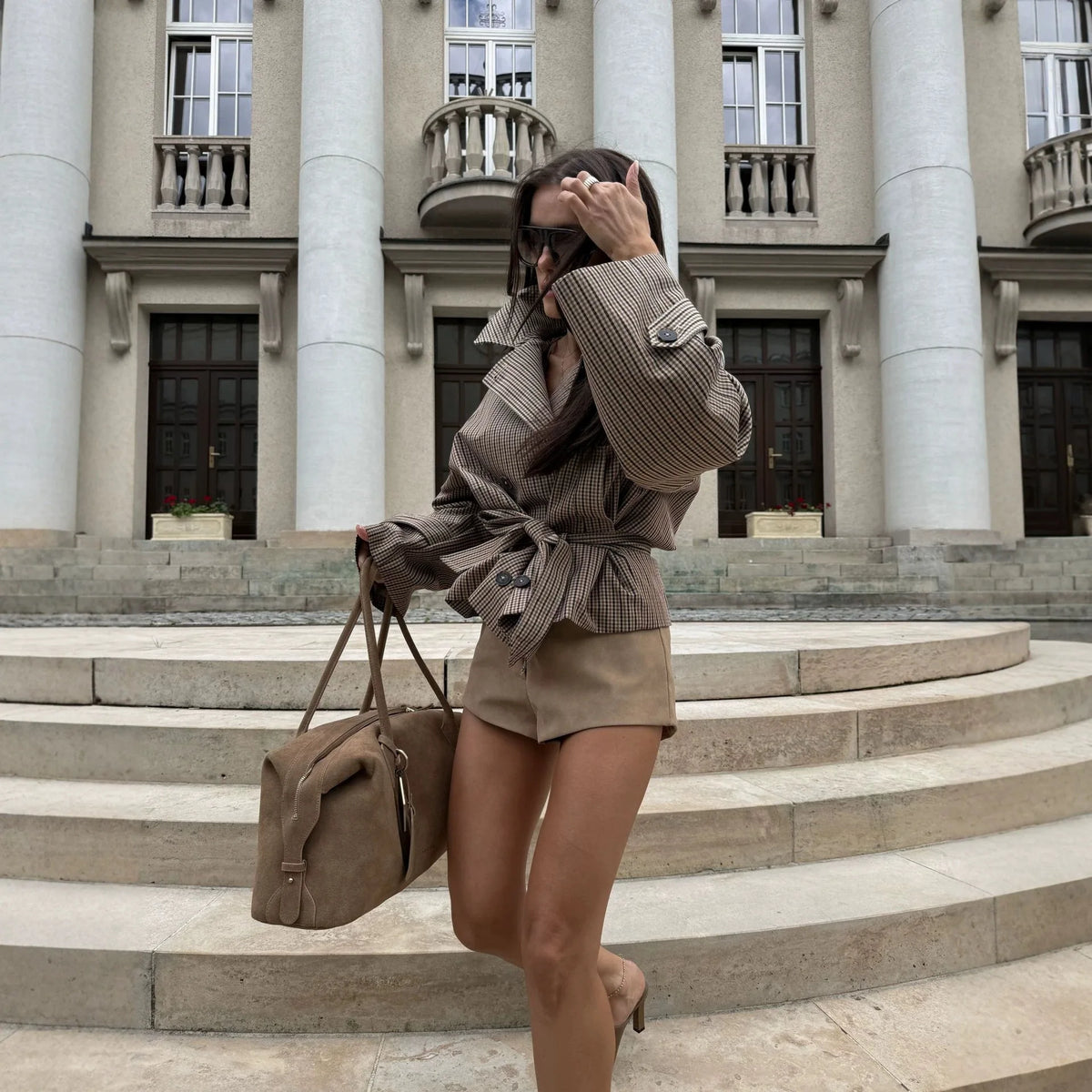 Vintage Plaid Cropped Trench Jacket Women Casual Lapel Lace-up Double Breasted Belted Loose Coats Lady Autumn WInter Streetwear