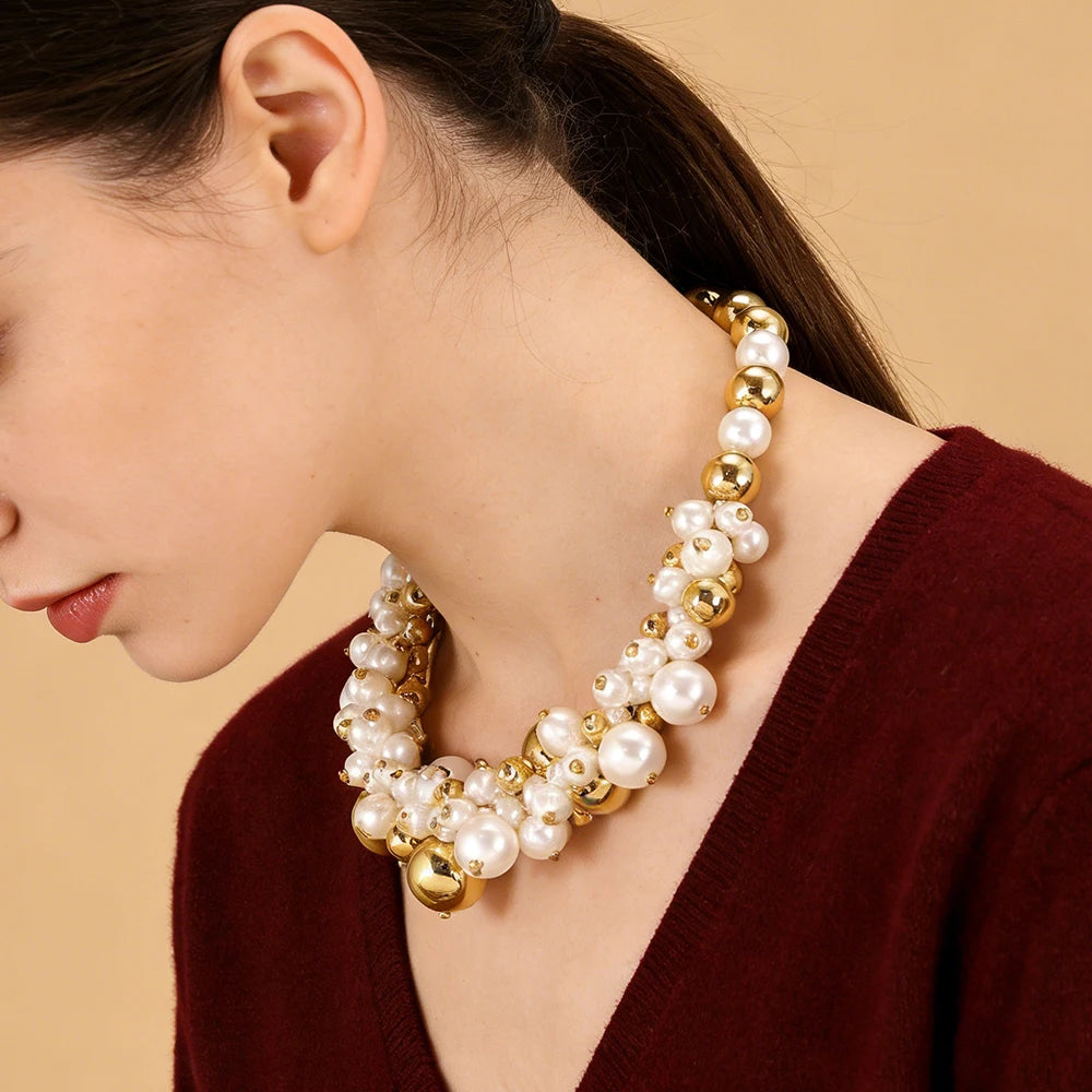 New Style Chic Chunky Imitation Pearl Acrylic Bead Choker Necklaces For Women Elegant Temperament Statement Jewelry Party Gift