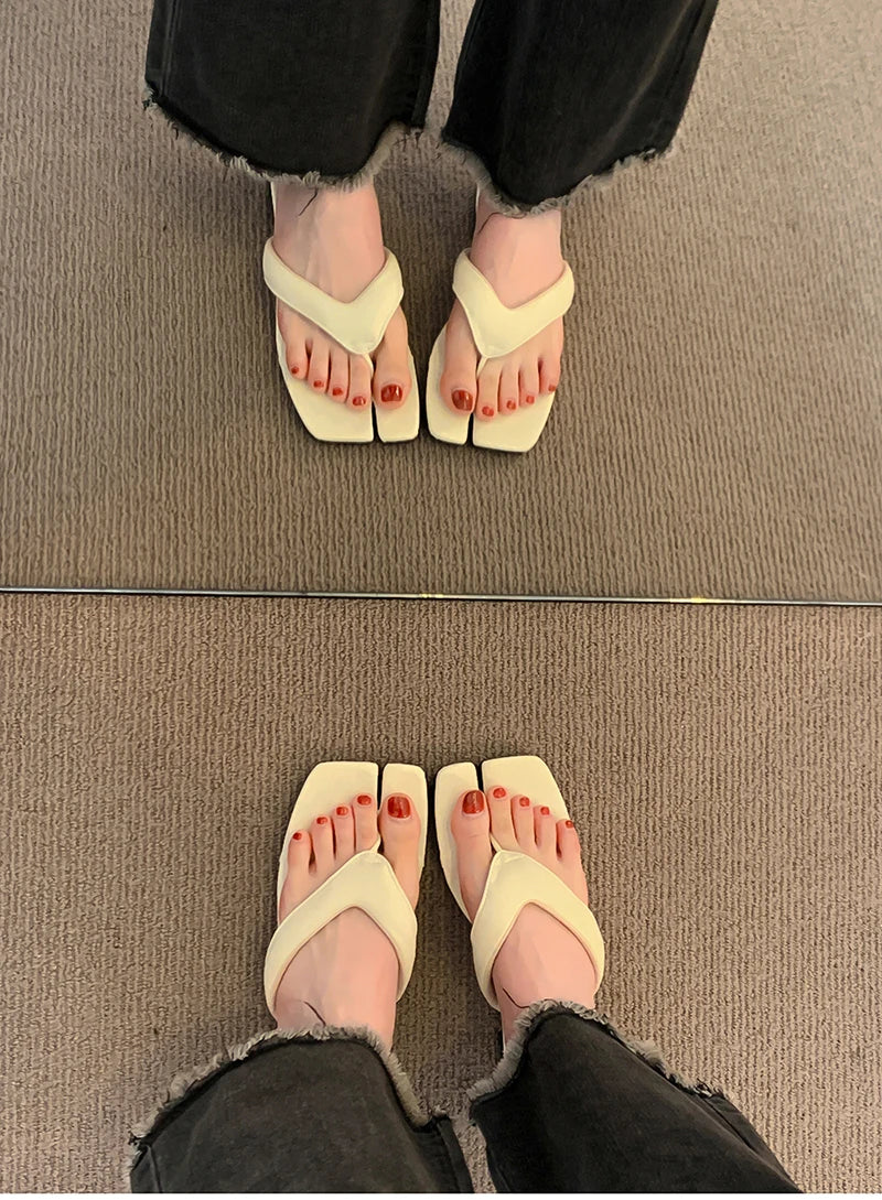 2025 Summer Women's Clip Toe Slippers Fashion Flats Slides Comfort Outdoor Beach Vacation Flip Flop