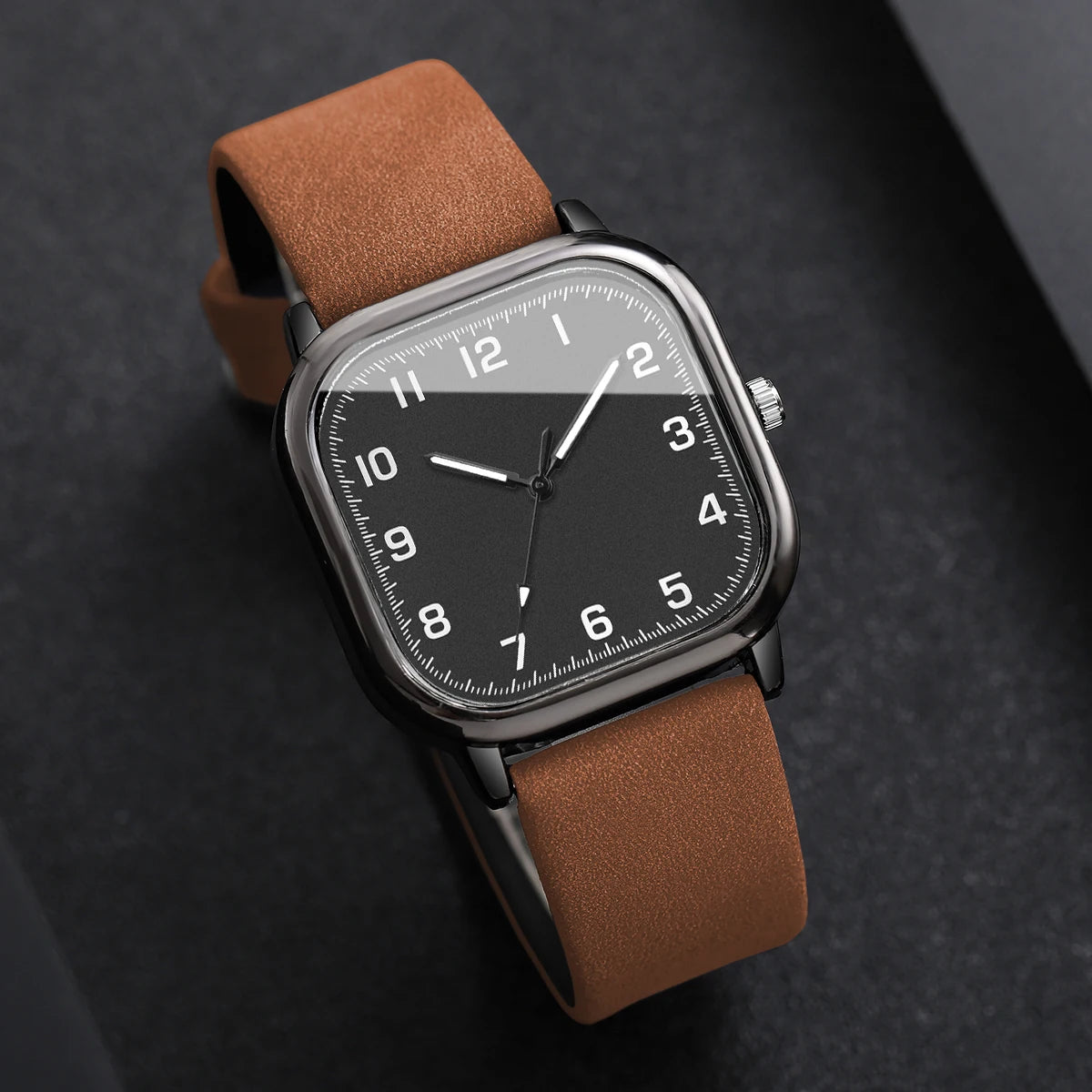 Fashion Square Men Watches Brown Leather Strap Black Dial Casual Daily Quartz Wristwatch Relogio Masculino（Without Box）