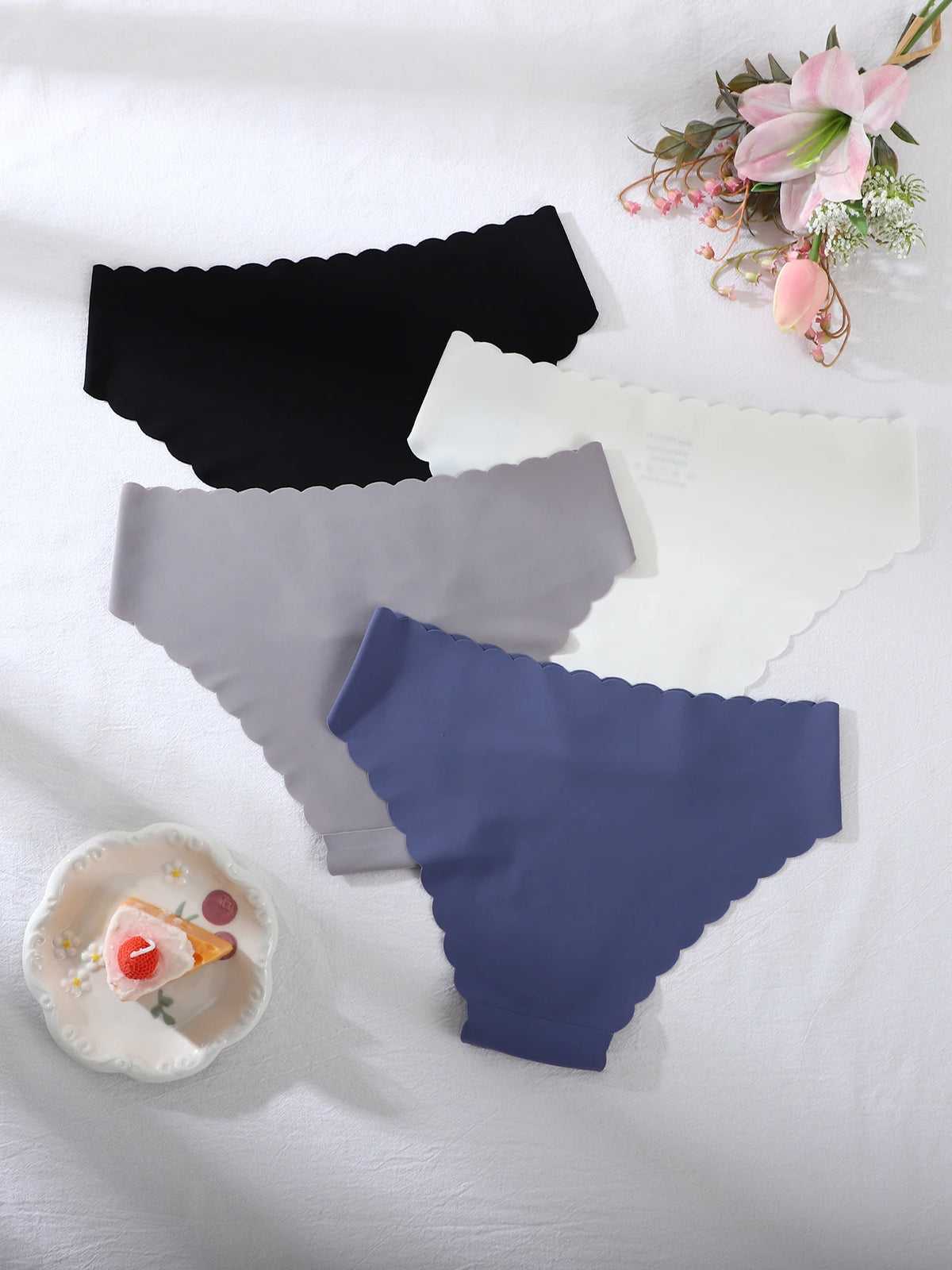 1 Set Solid Color Seamless Bra Panties Women Underwear Set Soft Breathable Removable Padding Ruffled Bralette Ultra-thin Briefs