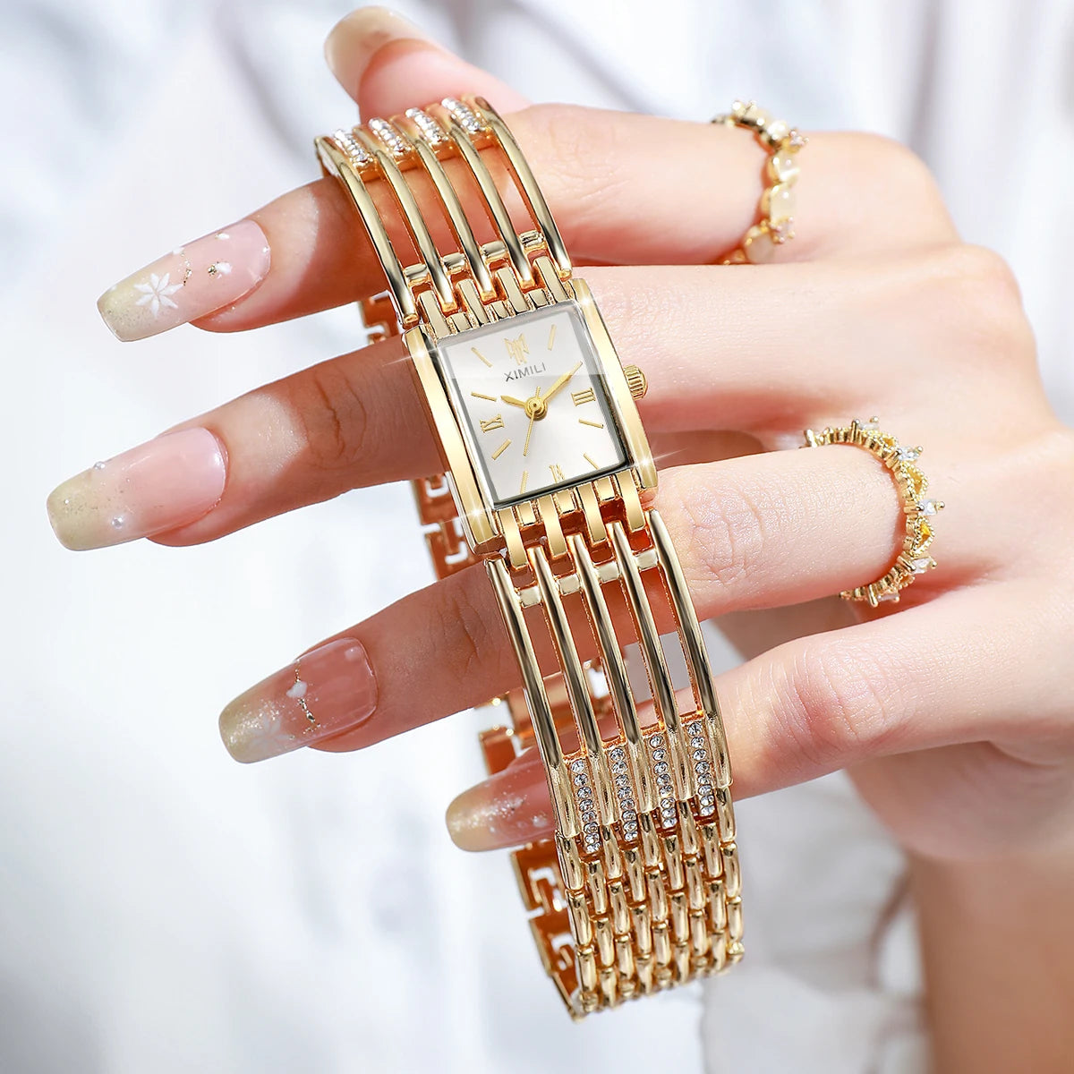 Luxury Gold Bracelet Strap Women Quartz Watch Rectangle Roman Dial Ladies Dress Wristwatches Clock Relogio Feminino（Without Box）