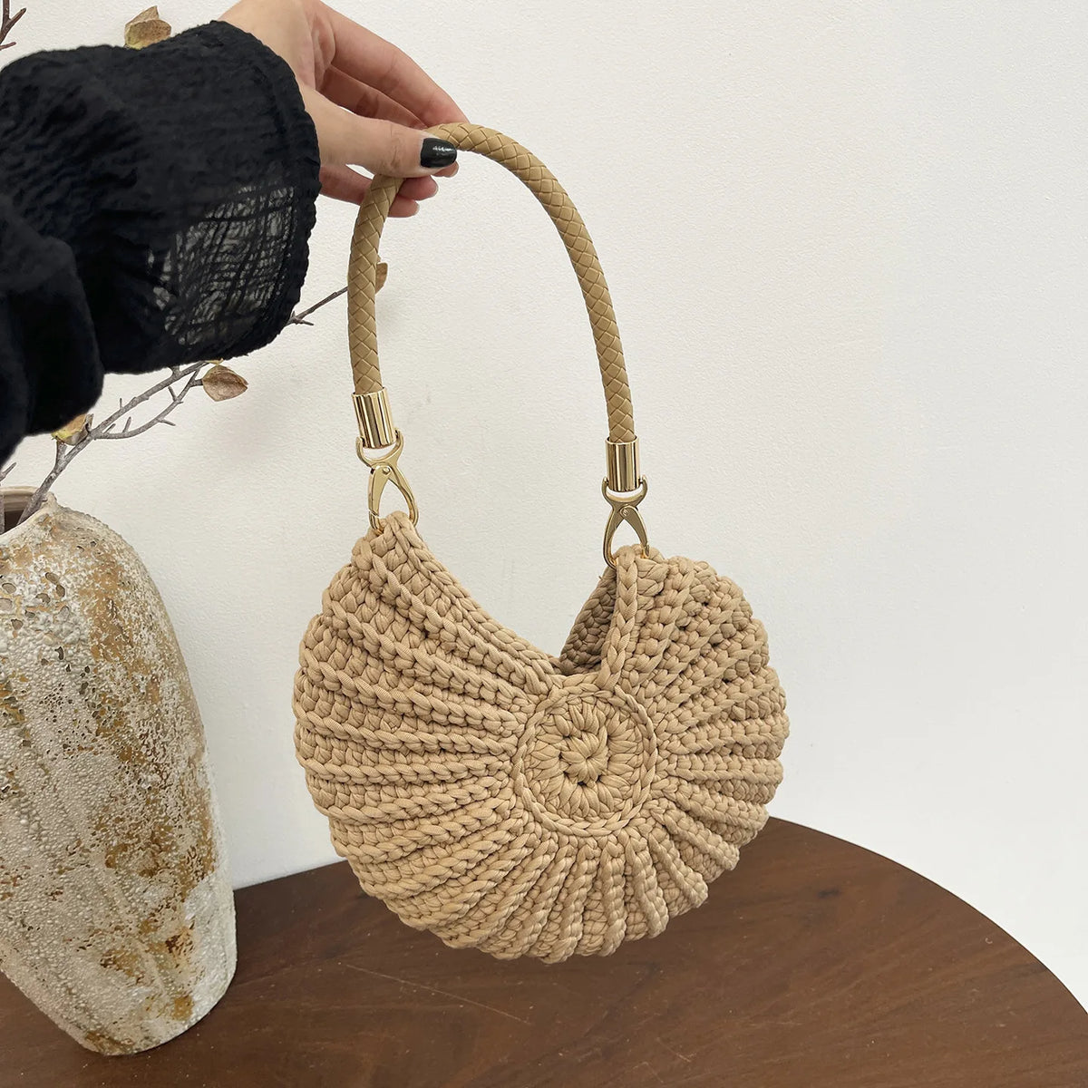 Handcrafted Shell Shaped Crossbody Bag Women's Beach Style Handbag City Simple Cotton Liner Soft round Shape Double Shoulder ...