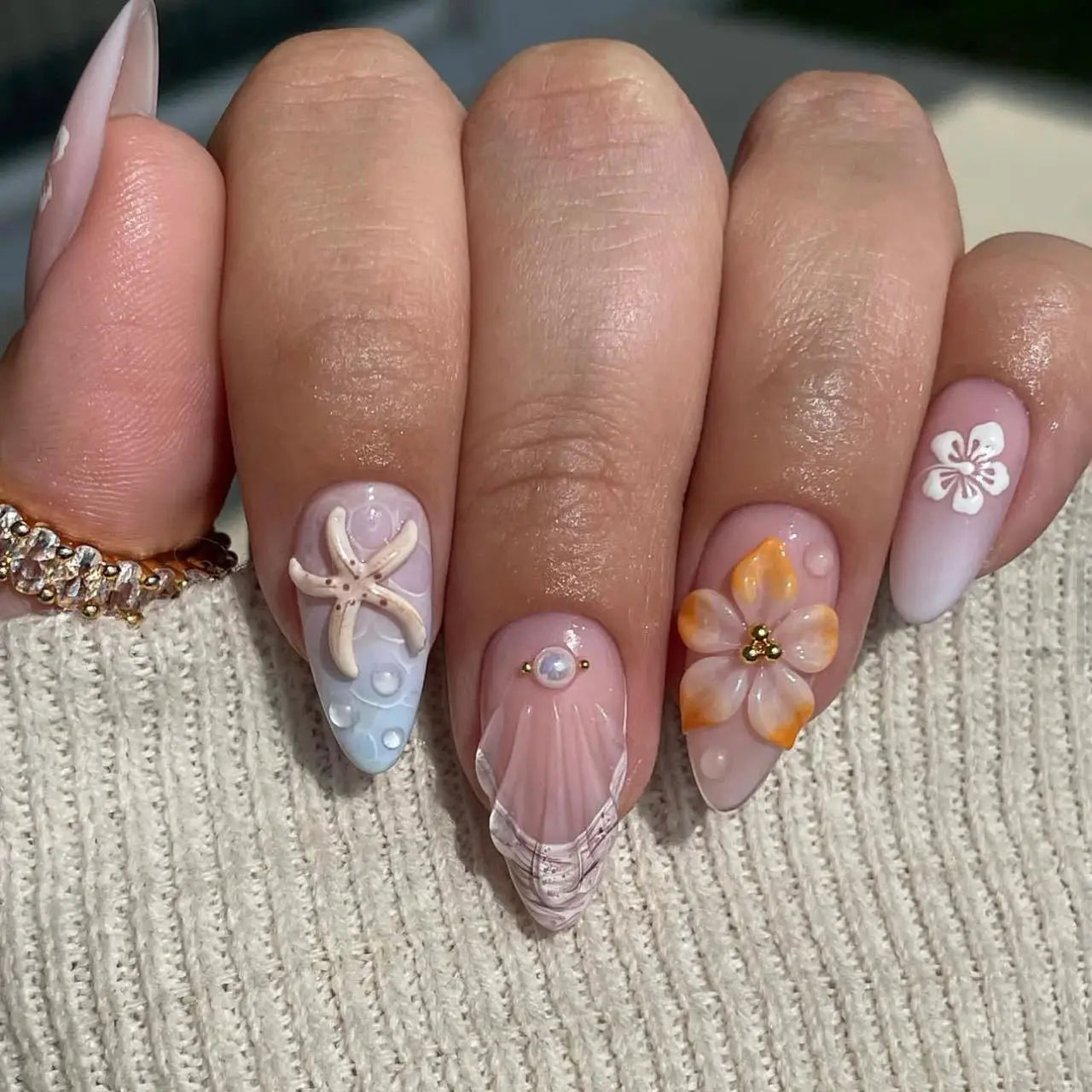 24Pcs Mid-length 3D Flowers Design Fingertips Sweet Butterfly Yellow Ripple Almond False Nails Detachable Full Cover Press Ons