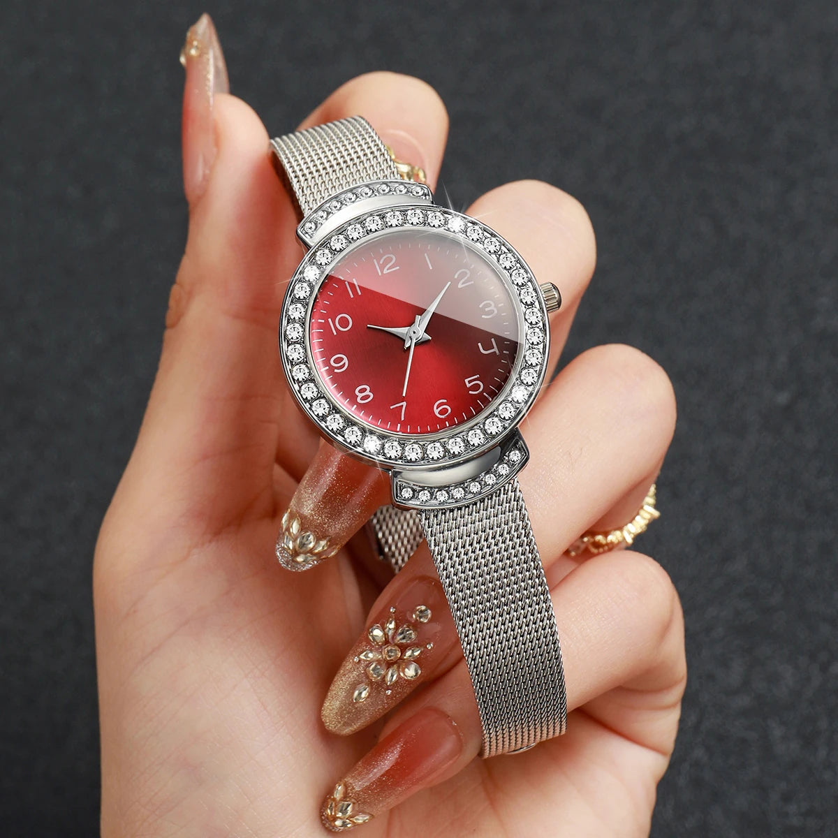 Fashion Rhinestone Red Dial Women Quartz Watch Silvery Mesh Strap Ladies Dress Wristwatches Clock Relogio Feminino（Without Box）