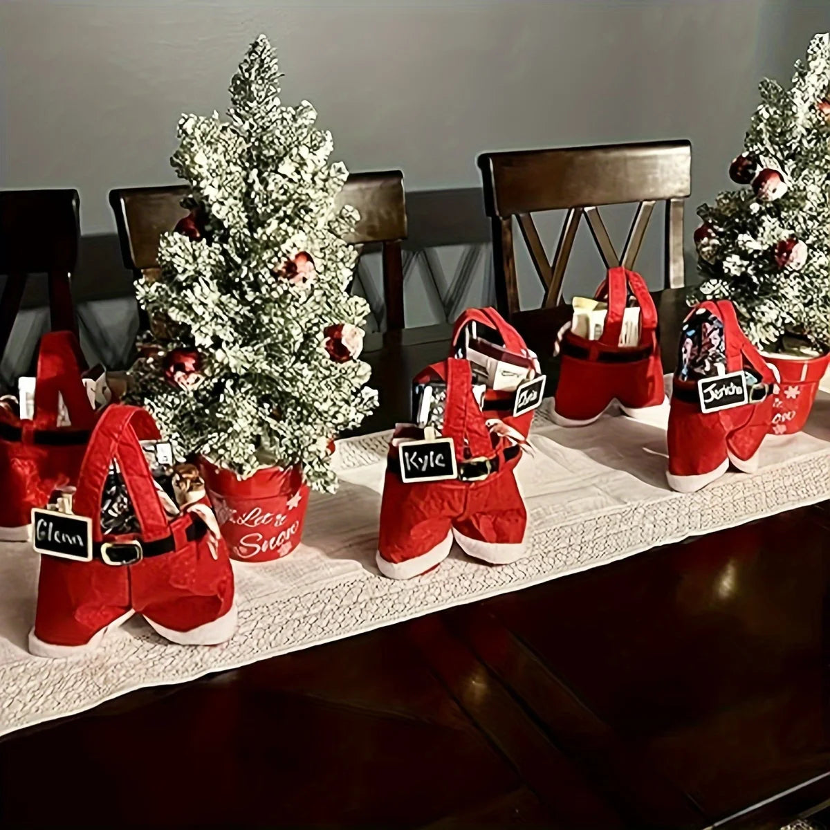 6pcs Festive Red Santa Pants Style Candy Bags, Christmas Reindeer Gift Pouches, Small Size, for New Year & Holiday Gift Wrapping