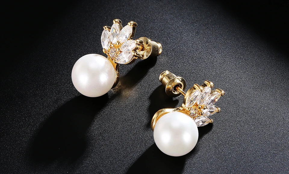 ZAKOL Temperament Imitation Pearl Flower Stud Earrings Elegant Leaf Marquise Zirconia Wedding Party Jewelry for Women