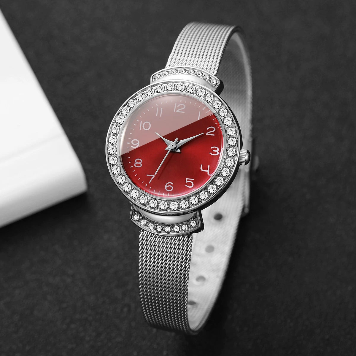 Fashion Rhinestone Red Dial Women Quartz Watch Silvery Mesh Strap Ladies Dress Wristwatches Clock Relogio Feminino（Without Box）