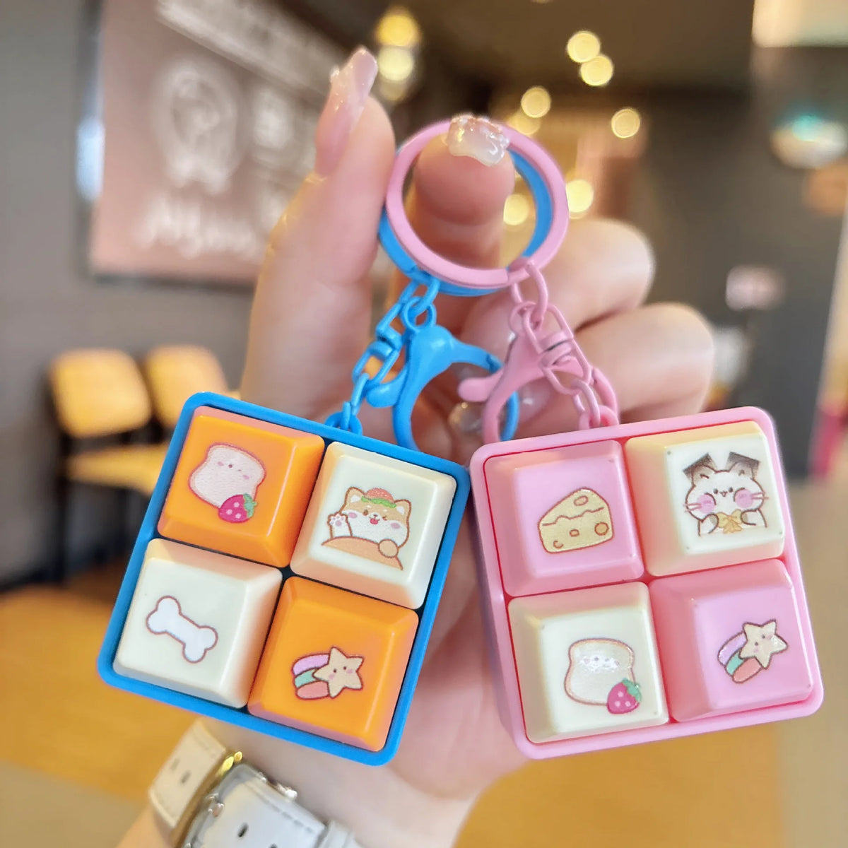 ZAKOL Cartoon Fidget Keychain DIY Keyboard Keys Button Squeeze Music Keychain Pass The Time Relief Stress Four-square Keychain
