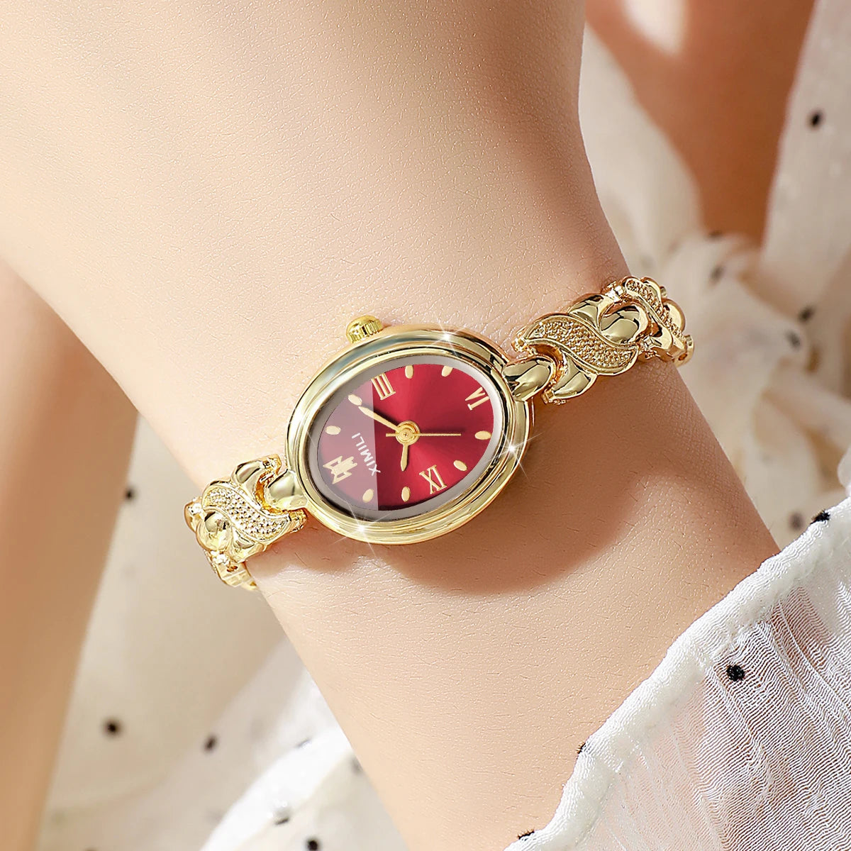 Luxury Gold Oval Women Quartz Watch Roma Dial Metal Bracelet Elegant Ladies Dress Wristwatch Clock Relogio Feminino（Without Box）