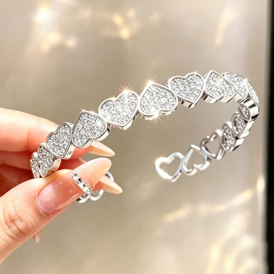 ZAKOL Shiny Zircon Heart-Shaped Open Bracelet Luxury Zirconia Fashion Personalized Wrist Jewelry Wedding Party Accessories