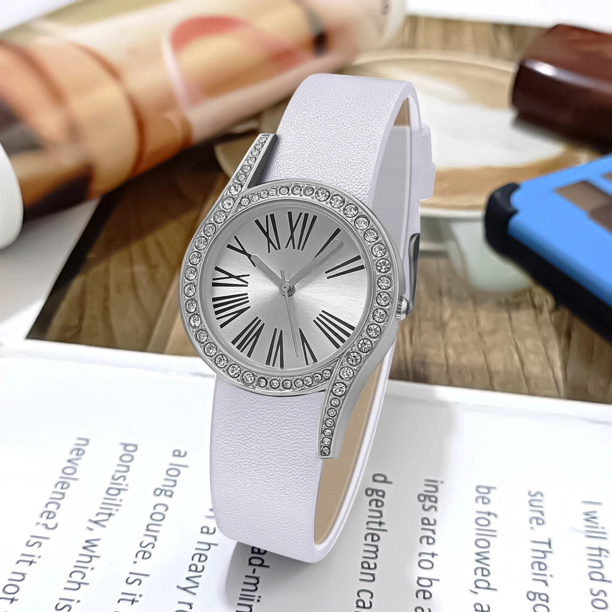 Luxury Quartz Women’s Watch – Leather Strap