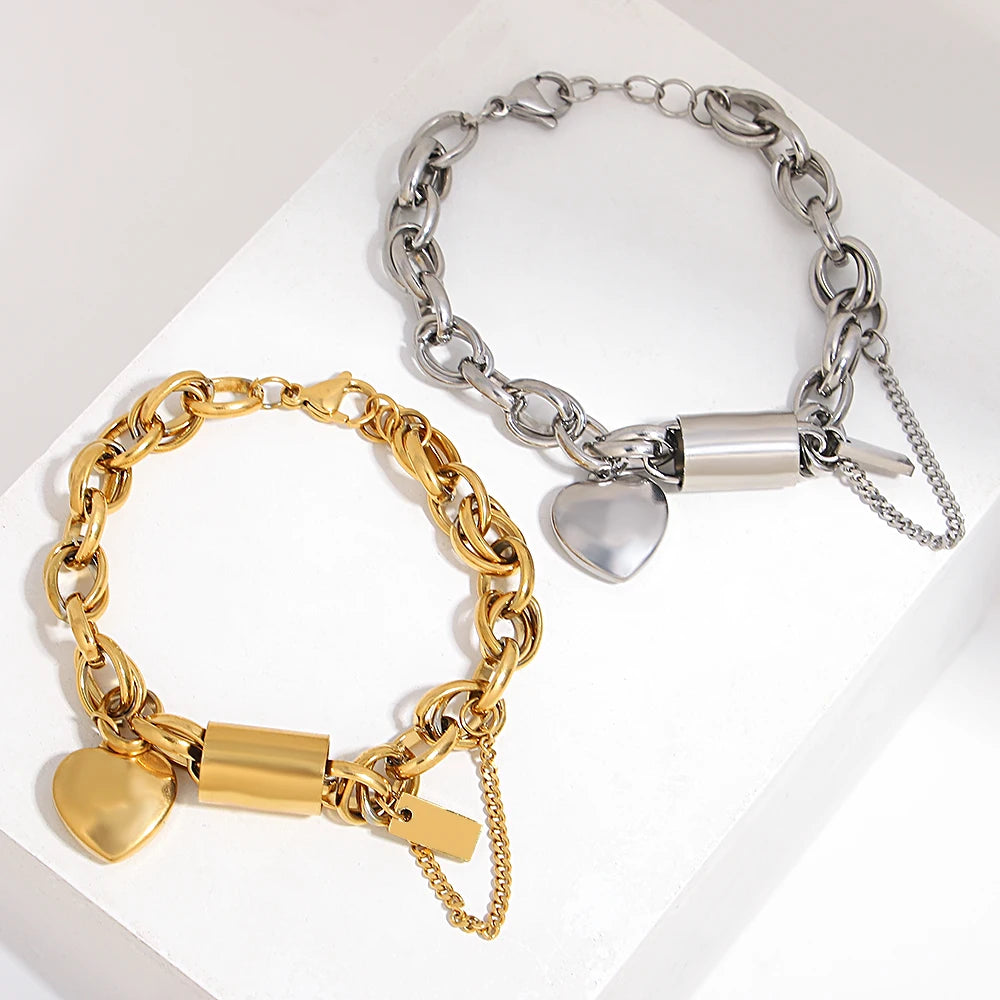 DZ Gold Color Thick Chain Stainless Steel Bracelets for Women Fashion Design Heart Love Pendant Wrist Jewelry