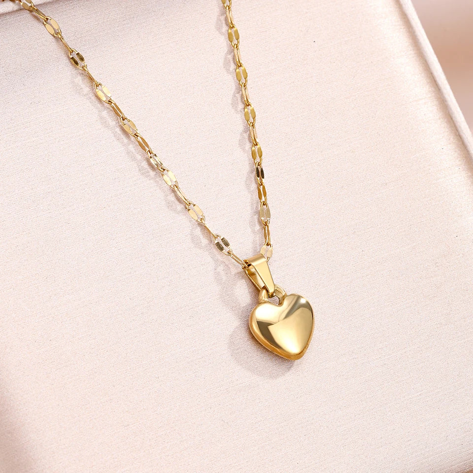 ZAKOL 1pcs Stainless Steel Love Heart Necklace For Women Lip Chain Simple Pendant Necklace Versatile Daily Jewelry