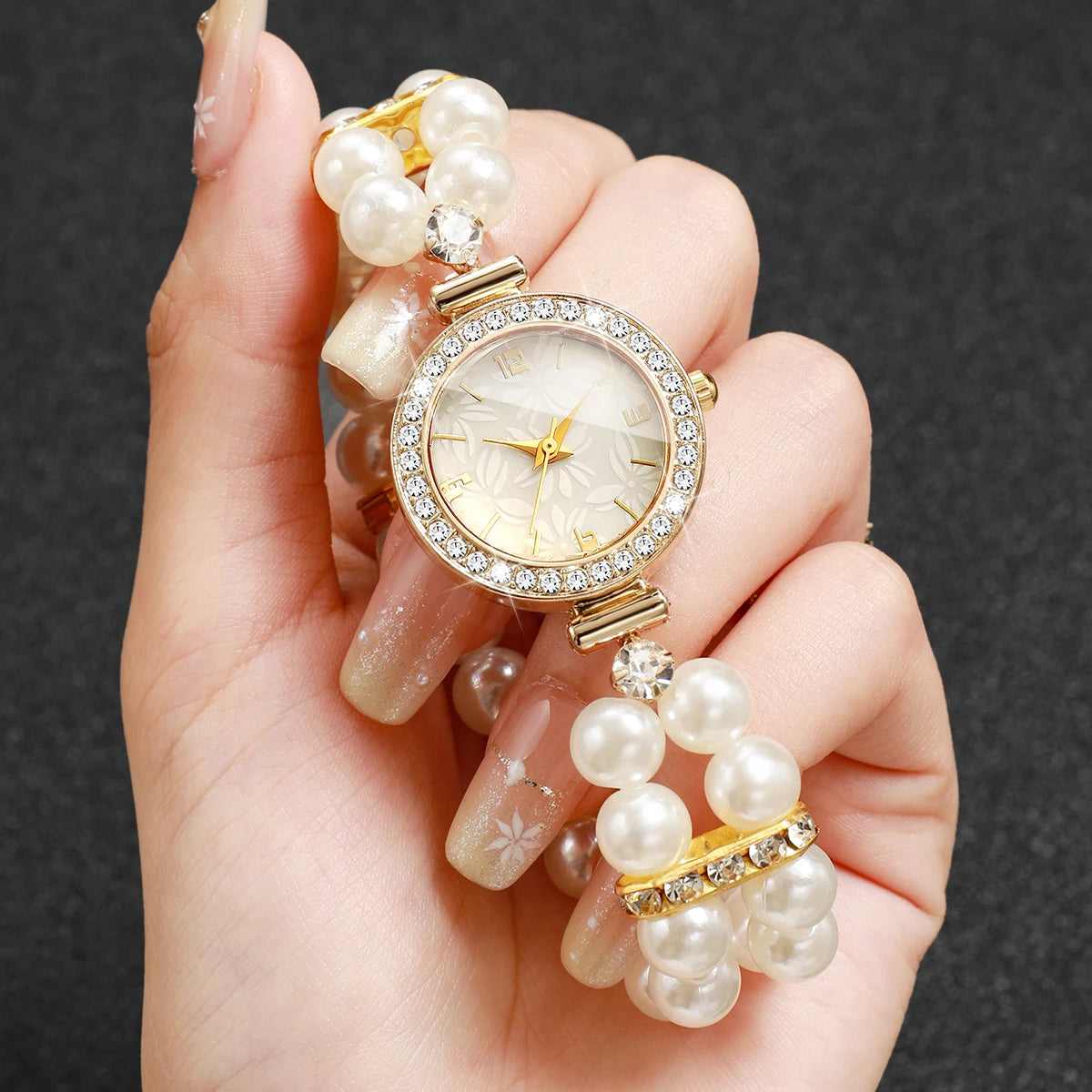 Elegant Pearl Bracelet Strap Women Watches Luxury Rhinestone Ladies Party Dress Quartz Wristwatch Relogio Feminino (Without Box)