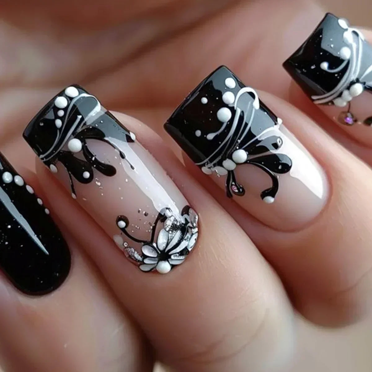 24Pcs Ladder-shaped Ballet False Nails with Glue Stripe Floral Nail Art Ombre French Press on Acrylic Nail Tips for Spice Girls
