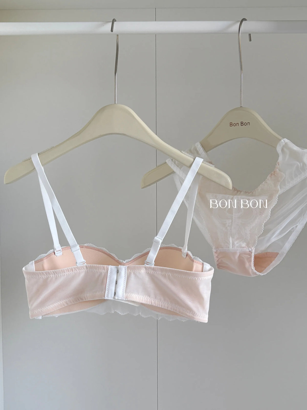 Women's French Lace Bra & Briefs Set Sexy Semi Cup Push Up Small Bust Support Enhance Comfort Lightweight Bralette Free Shipping