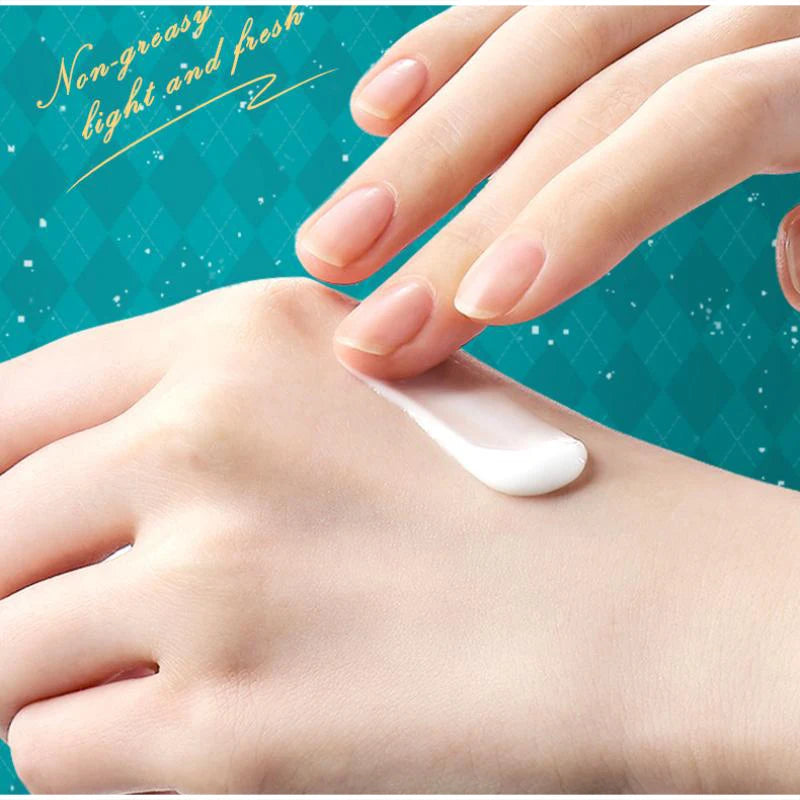Hand Cream + Lip Balm Set Moisturizing And Non Greasy Reduce Finelines Gentle Care For Dryness Skin Christmas Gift Box