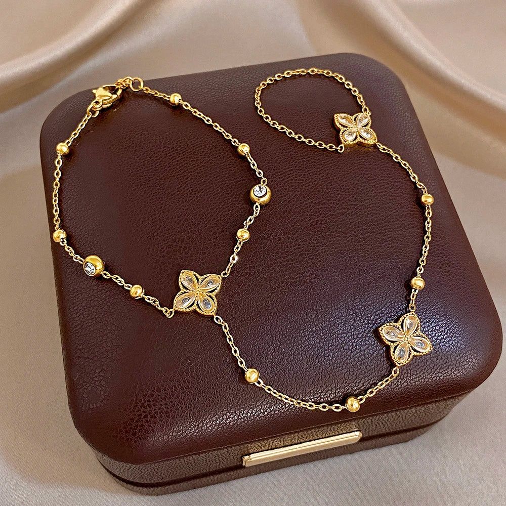 New Trendy Stainless Steel Zircon Flower Back of Hand Chain Finger Bracelet Fashion Chic Sexy Jewelry Waterproof Wholesale Gift