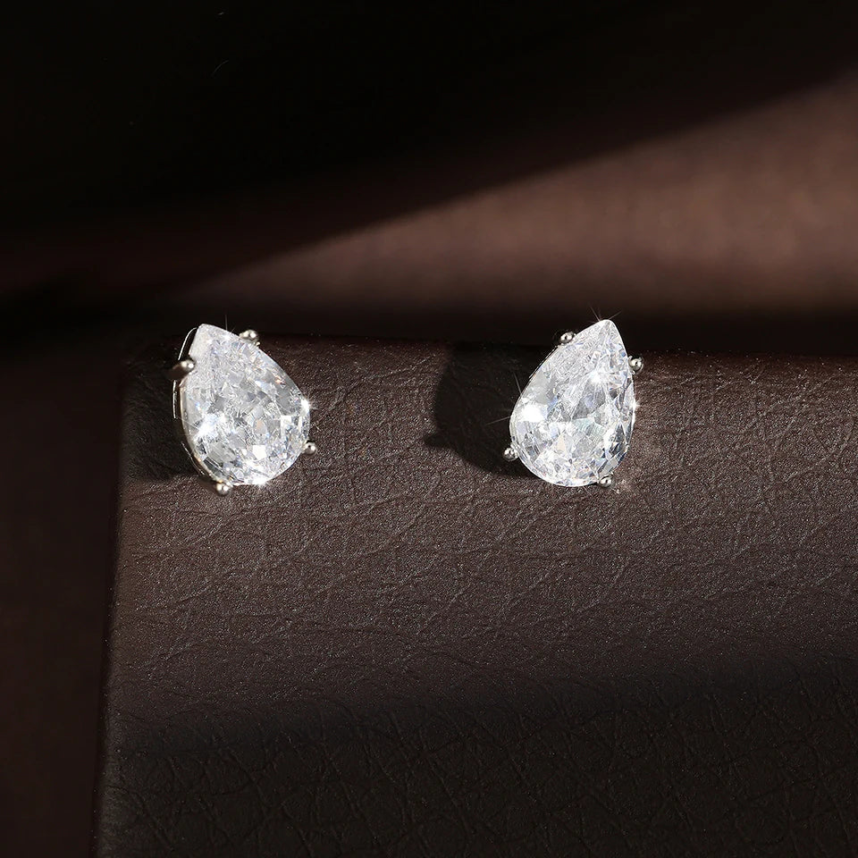 ZAKOL Pear Cut Solitaire White Zircon Mini Stud Earrings Exquisite Crystal Water Drop CZ Earring Jewelry Gift for Women Girls