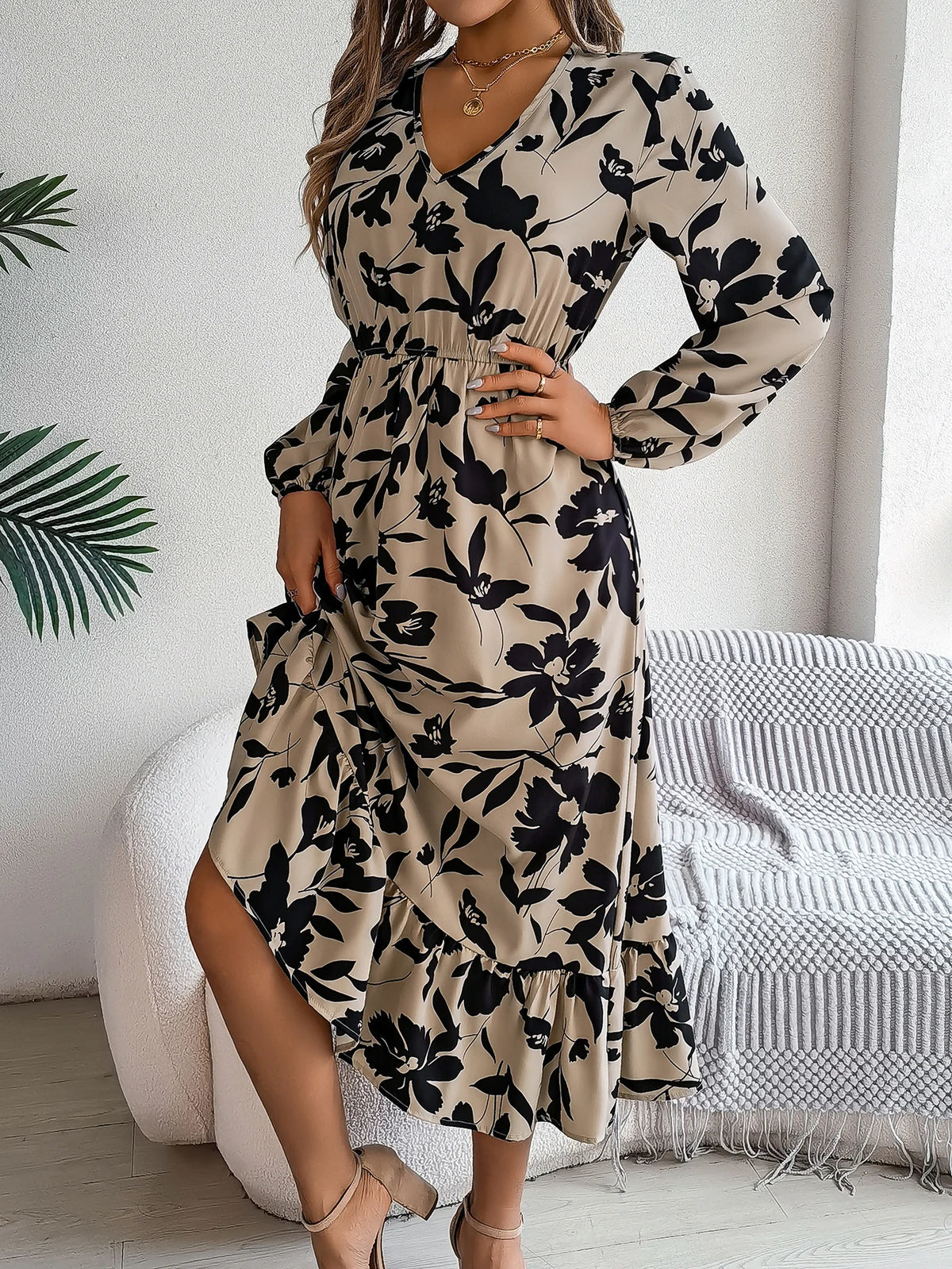 Spring Autumn Elegant V Neck Floral Print Dress 2026 Fashion Lantern Long Sleeve Ruffled Edge Maxi Dresses for Women Streetwear