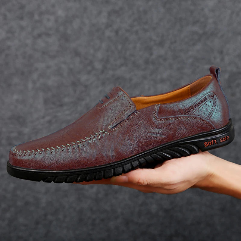 CLOHOO Men's Comfortable Soft-Soled Slip-On Loafers Versatile Casual Business Formal Leather Shoes