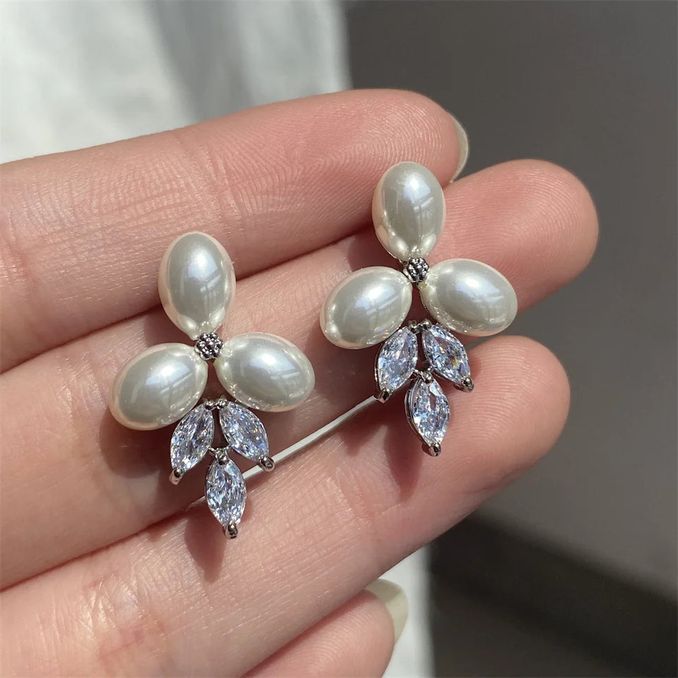 ZAKOL Marquise Oval Imitation Pearl Leaf Stud Earrings for Women Shiny Gorgeous Bridal Wedding Jewelry