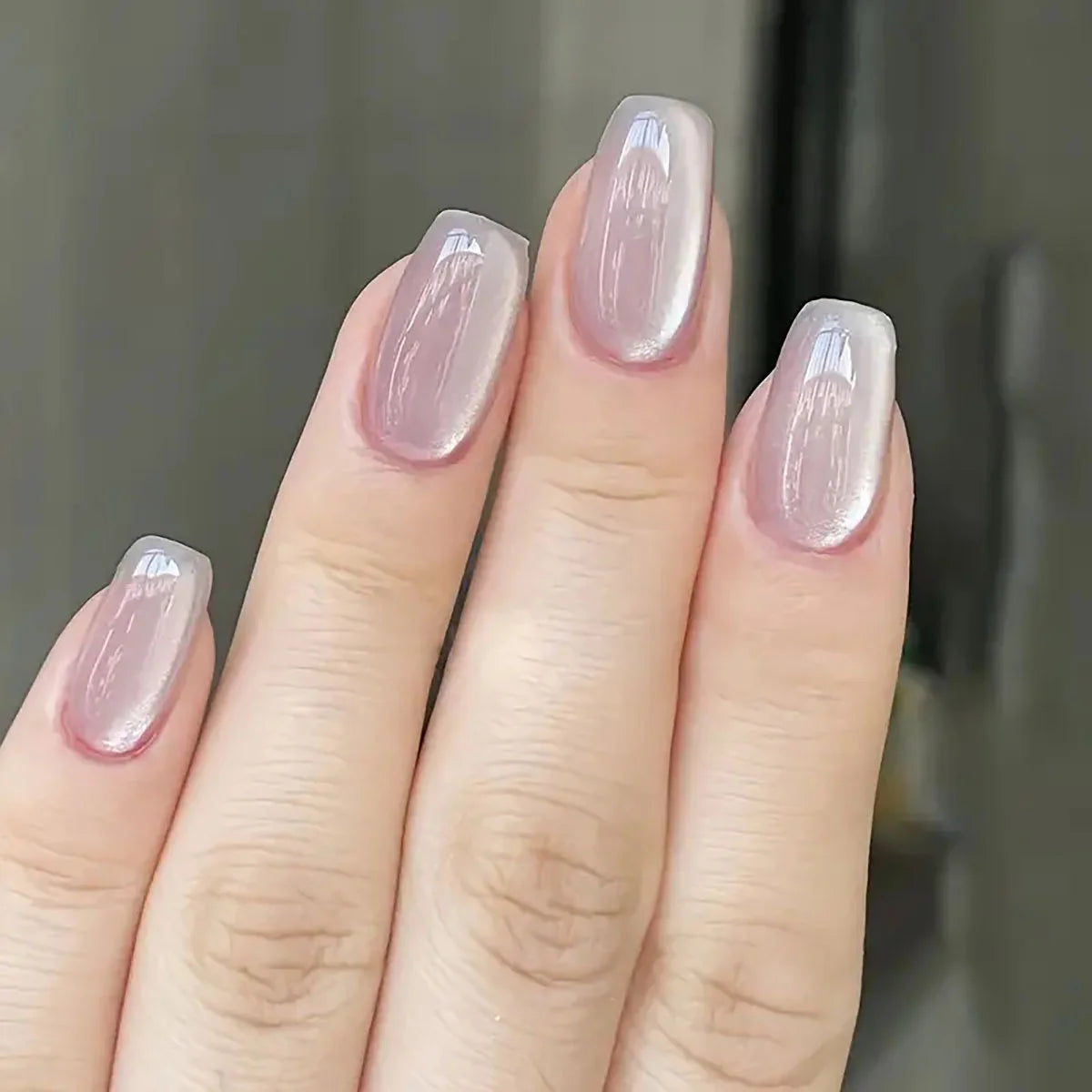 24pcs Glossy Cat's Eye Wearable Press On Nails Full Cover Nude Color Short Ballet False Nails Women Square Fake Nail Tips
