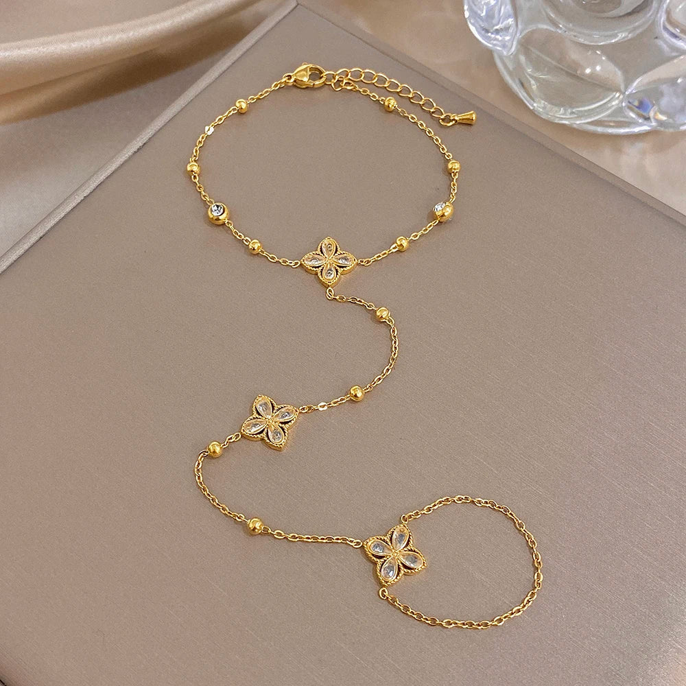 New Trendy Stainless Steel Zircon Flower Back of Hand Chain Finger Bracelet Fashion Chic Sexy Jewelry Waterproof Wholesale Gift