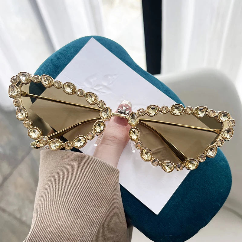 2025 Luxury Diamond Cat Eye Sunglasses – Women’s Trendy Party Shades