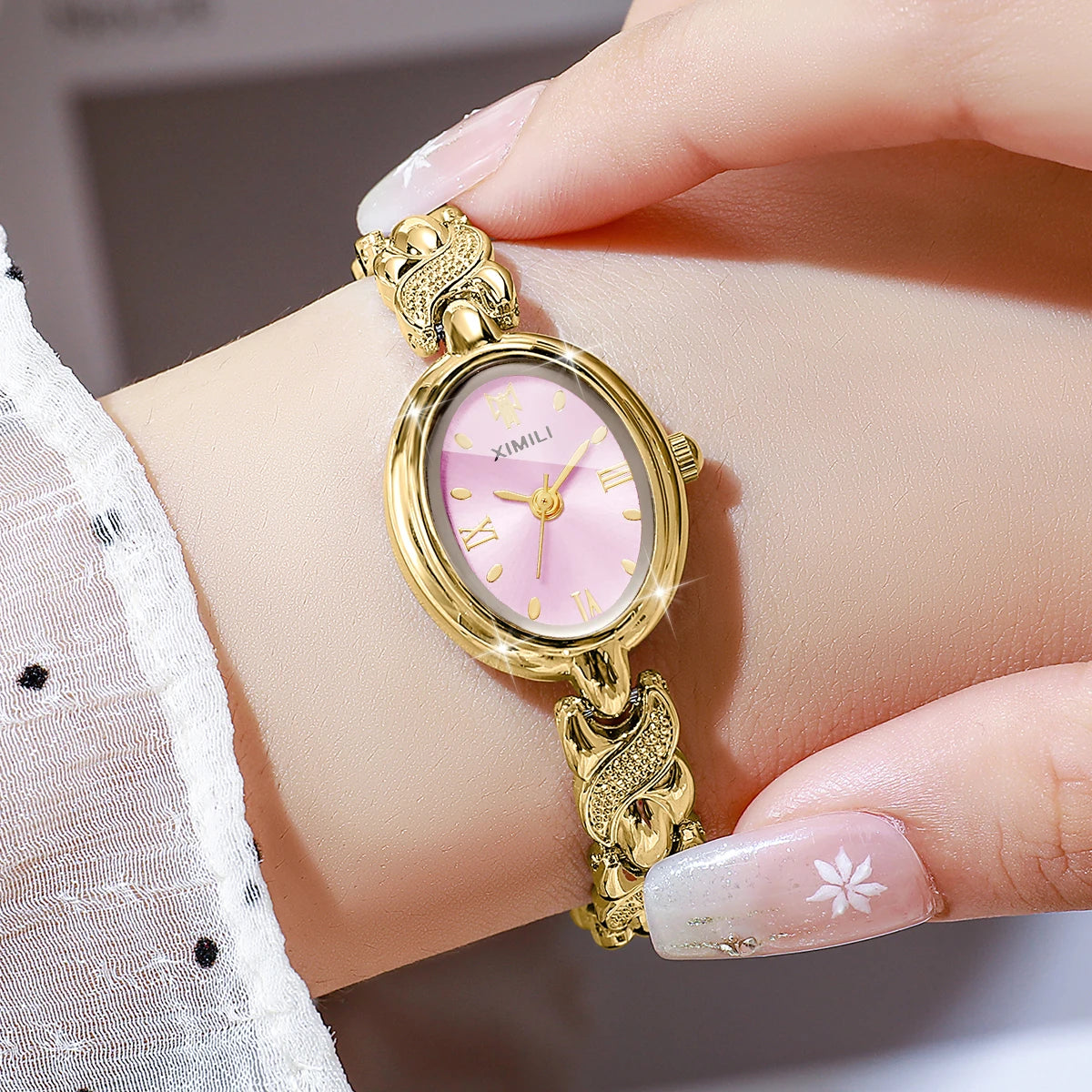 Luxury Gold Oval Women Quartz Watch Roma Dial Metal Bracelet Elegant Ladies Dress Wristwatch Clock Relogio Feminino（Without Box）