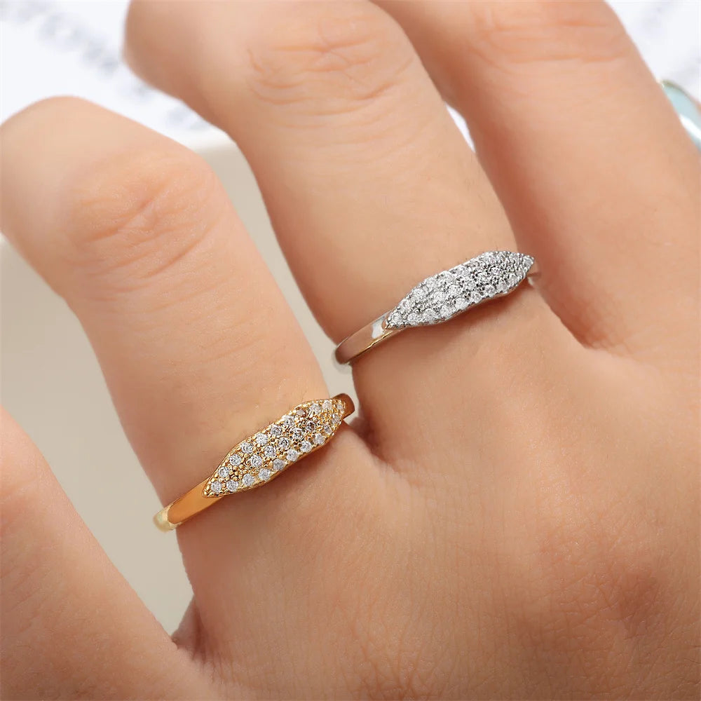 ZAKOL New Trendy Shiny Micro Pave Zircon Finger Ring White  Crystal CZ Minimalist Aesthetic Ring for Women Wholesale