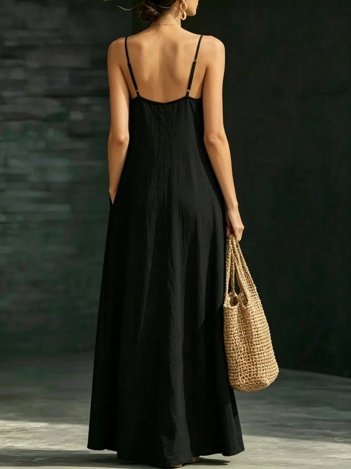Women Linen Spaghetti Strap Maxi Dress V Neck Loose Swing Long Dress With Pockets Casual Summer Beach Vacation Sundress Ladies