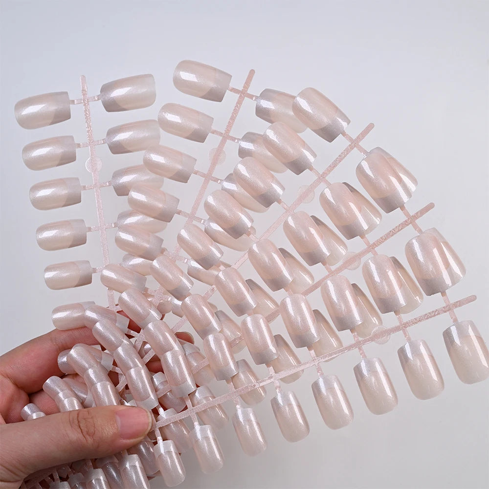 120Pcs French Pearlescent Short Square False Nails Acrylic Full Cover Artificial Press On Nails Glossy Fake Nails Extension